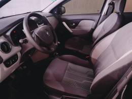 RENAULT - LOGAN - 2017/2017 - Preta - R$ 44.900,00