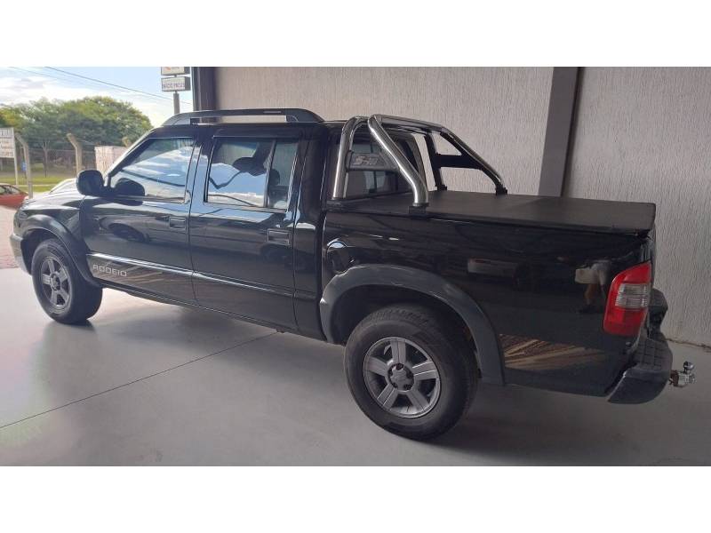 CHEVROLET - S10 - 2011/2011 - Preta - R$ 61.900,00