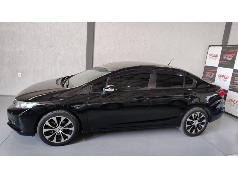 HONDA - CIVIC - 2014/2015 - Preta - Sob Consulta