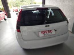 FORD - FIESTA - 2013/2014 - Branca - R$ 34.900,00