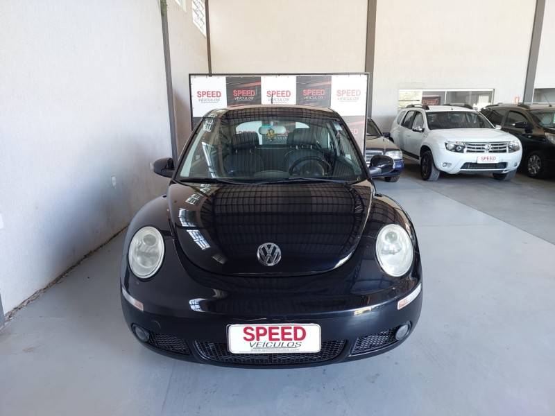 VOLKSWAGEN - NEW BEETLE - 2008/2008 - Preta - R$ 49.800,00
