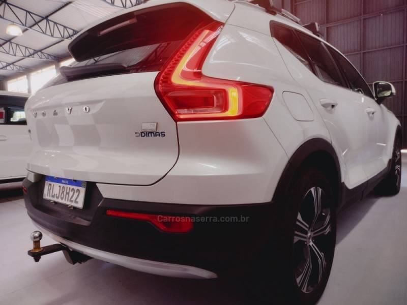 VOLVO - XC 40 - 2020/2021 - Branca - R$ 219.800,00