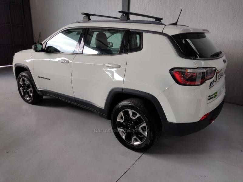 JEEP - COMPASS - 2017/2017 - Branca - R$ 112.500,00
