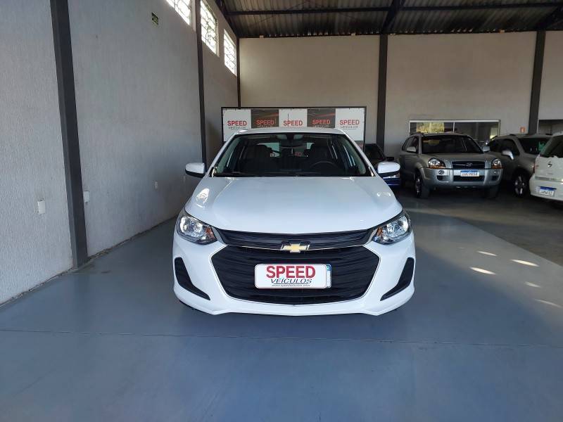 CHEVROLET - ONIX - 2020/2020 - Branca - R$ 53.900,00