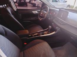 FIAT - FASTBACK - 2023/2024 - Branca - R$ 119.800,00