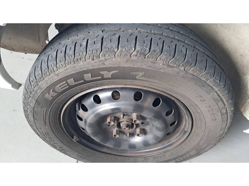 FIAT - UNO - 2013/2013 - Branca - R$ 24.800,00