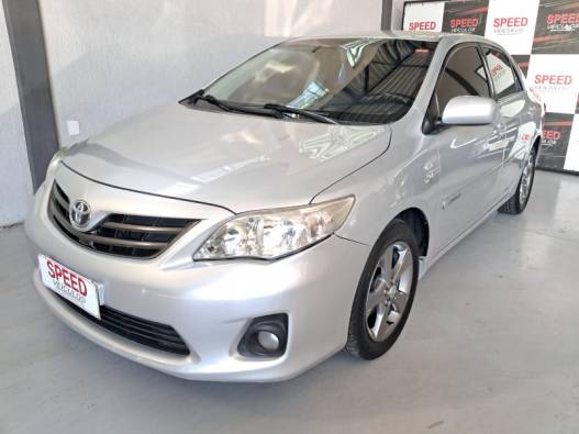 TOYOTA - COROLLA - 2011/2012 - Prata - R$ 64.900,00