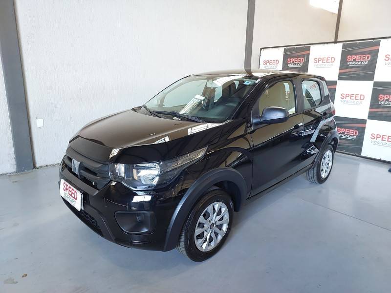 FIAT - MOBI - 2022/2023 - Preta - R$ 54.900,00