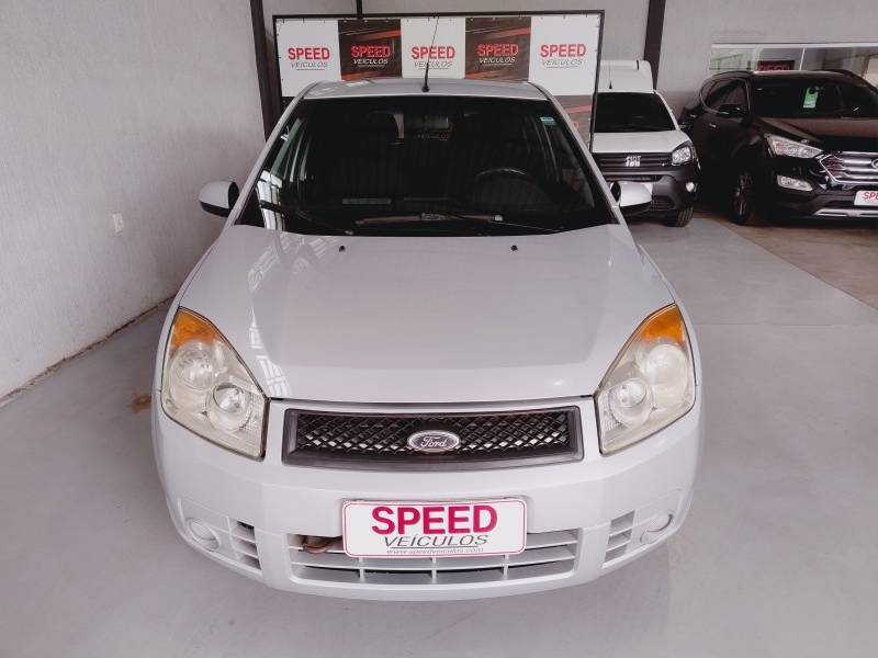 FORD - FIESTA - 2009/2009 - Prata - R$ 28.900,00