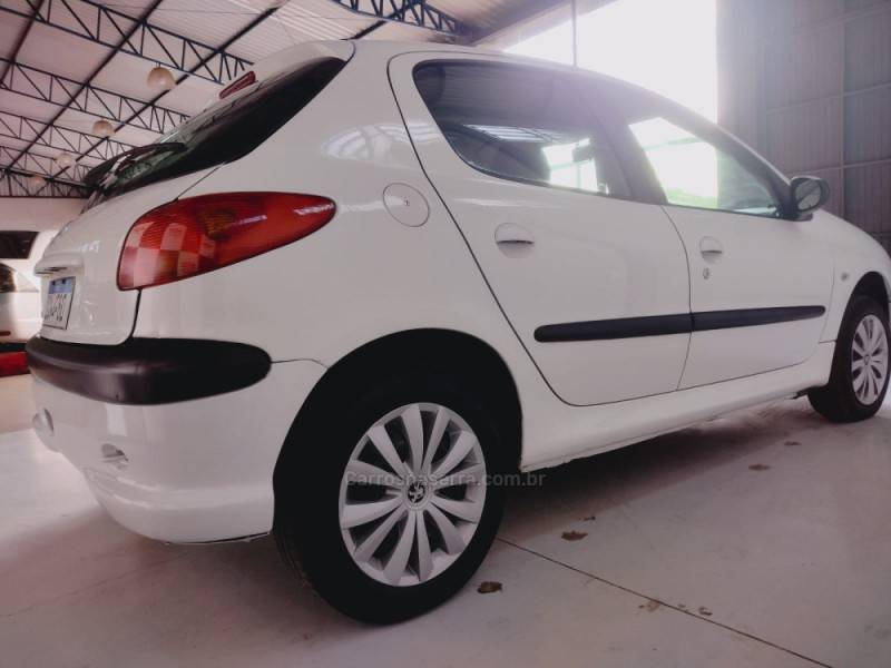 PEUGEOT - 206 - 2008/2008 - Branca - R$ 18.900,00