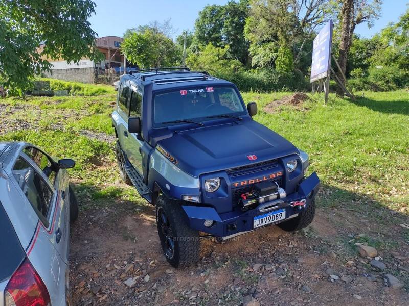 TROLLER - T4 - 2021/2021 - Prata - R$ 289.900,00