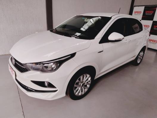 FIAT - CRONOS - 2018/2019 - Branca - R$ 59.900,00