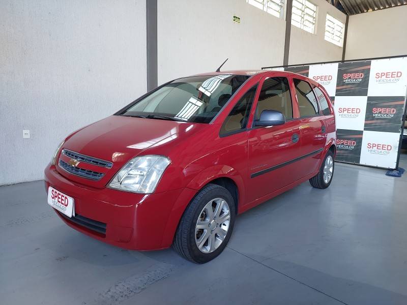 CHEVROLET - MERIVA - 2011/2011 - Vermelha - R$ 31.800,00