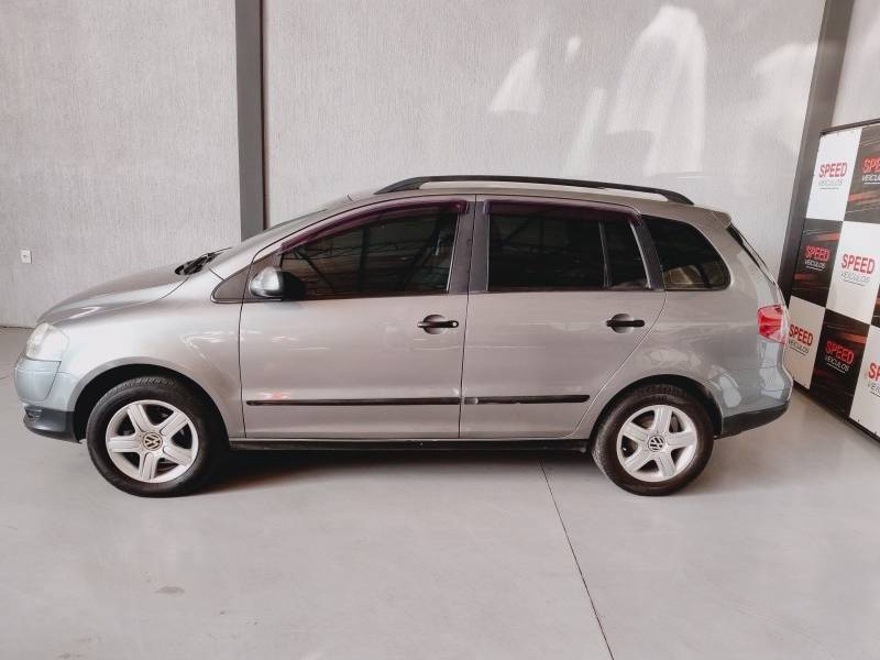 VOLKSWAGEN - SPACEFOX - 2006/2007 - Cinza - R$ 31.900,00