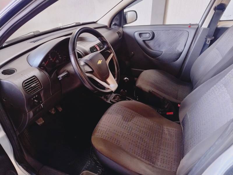 CHEVROLET - MONTANA - 2007/2008 - Prata - R$ 29.800,00