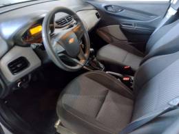 CHEVROLET - ONIX - 2018/2019 - Prata - R$ 52.900,00