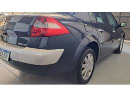 RENAULT - MÉGANE - 2006/2007 - Cinza - R$ 24.900,00
