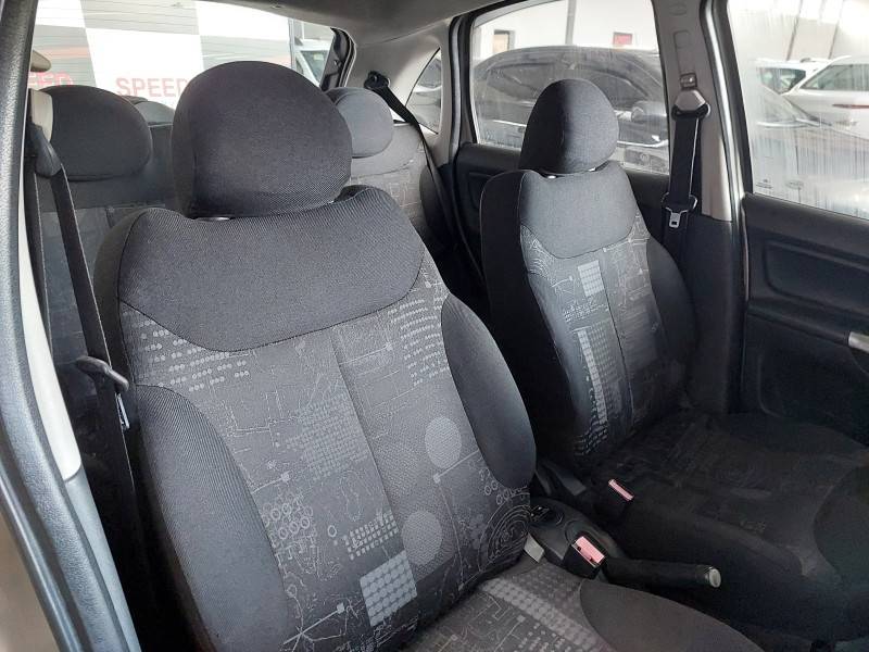 CITROËN - C3 - 2007/2008 - Prata - R$ 21.900,00