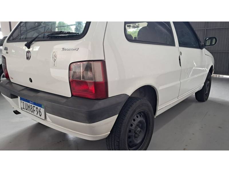 FIAT - UNO - 2013/2013 - Branca - R$ 24.800,00