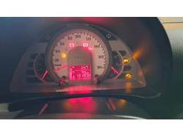 VOLKSWAGEN - FOX - 2007/2008 - Vermelha - R$ 27.900,00