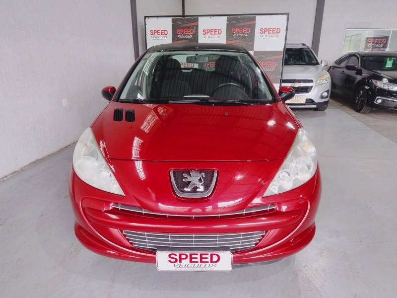 PEUGEOT - 207 - 2011/2012 - Vermelha - R$ 23.900,00