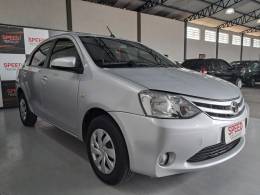 TOYOTA - ETIOS - 2016/2017 - Prata - R$ 57.900,00