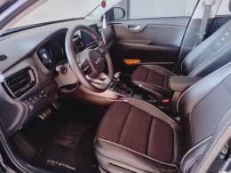 KIA MOTORS - STONIC - 2021/2022 - Preta - R$ 104.900,00