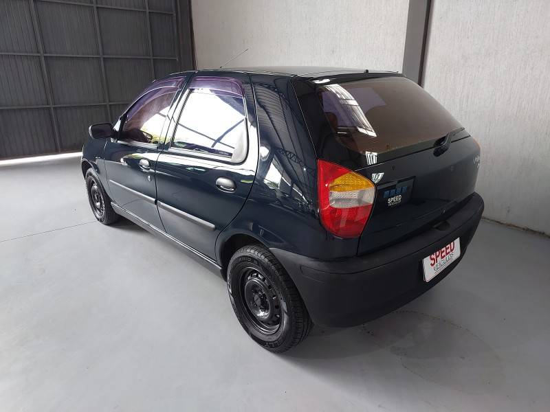 FIAT - PALIO - 2003/2004 - Azul - R$ 19.800,00