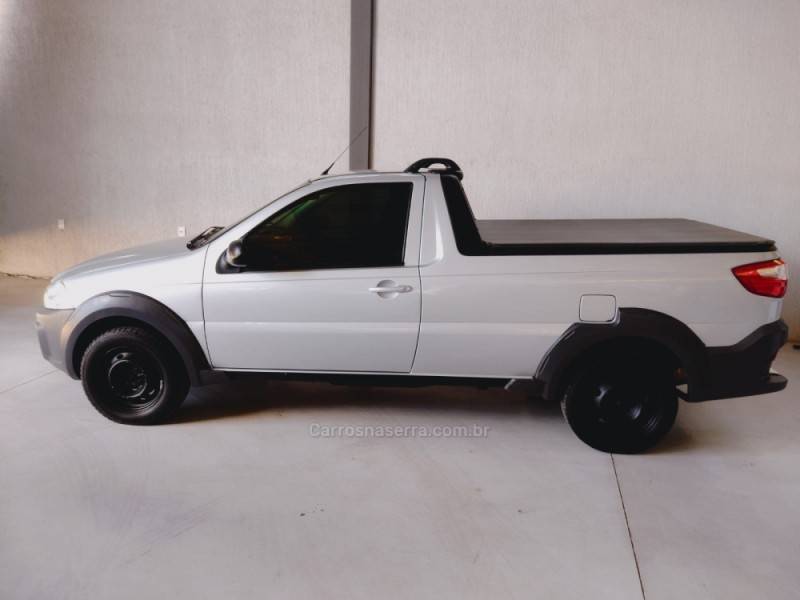 FIAT - STRADA - 2017/2017 - Prata - Sob Consulta