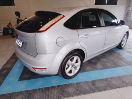 FORD - FOCUS - 2013/2013 - Prata - R$ 45.900,00