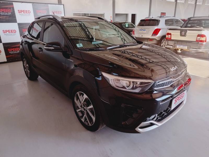 KIA MOTORS - STONIC - 2021/2022 - Preta - R$ 104.900,00