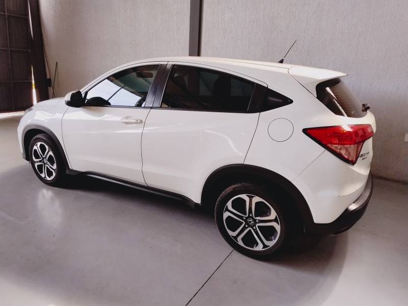 HONDA - HR-V - 2016/2016 - Branca - R$ 84.900,00