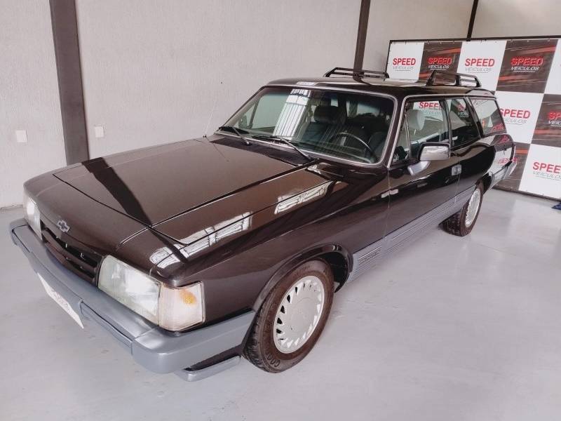 CHEVROLET - CARAVAN - 1989/1989 - Preta - R$ 68.900,00