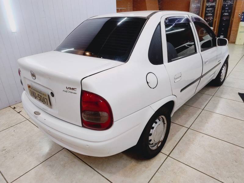 CHEVROLET - CORSA - 2007/2008 - Branca - R$ 23.900,00