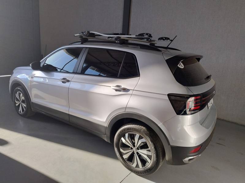 VOLKSWAGEN - T-CROSS - 2022/2023 - Prata - R$ 107.900,00
