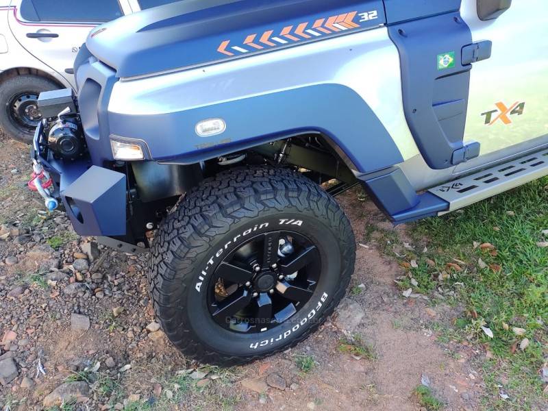 TROLLER - T4 - 2021/2021 - Prata - R$ 289.900,00
