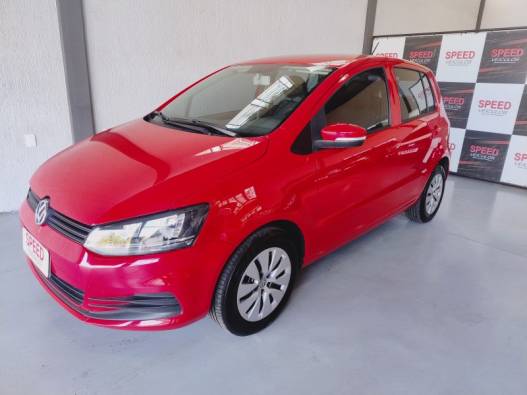 VOLKSWAGEN - FOX - 2014/2015 - Vermelha - R$ 44.900,00