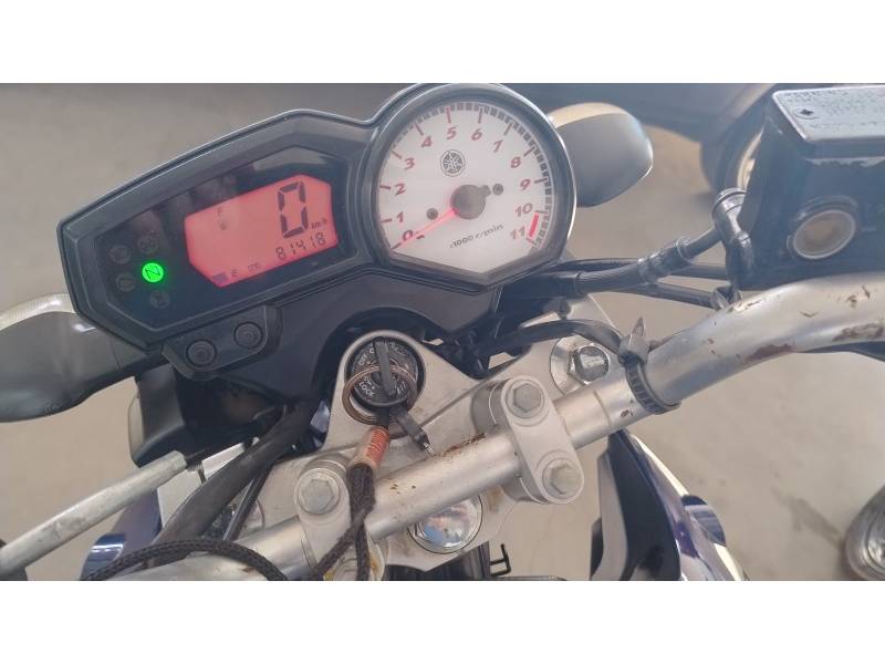 YAMAHA - FAZER - 2013/2014 - Azul - R$ 14.900,00