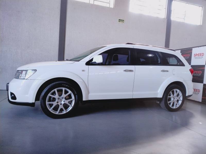 DODGE - JOURNEY - 2013/2013 - Branca - R$ 58.900,00
