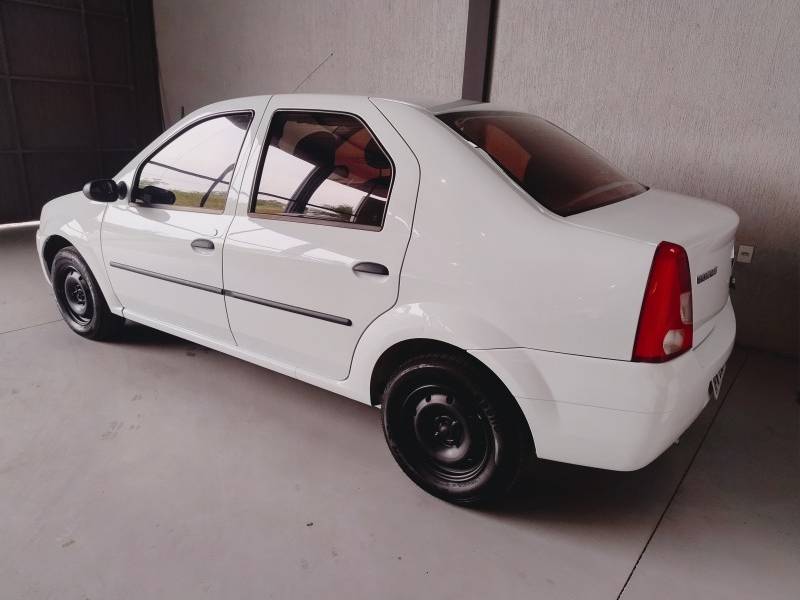 RENAULT - LOGAN - 2009/2009 - Branca - R$ 24.900,00