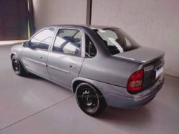CHEVROLET - CORSA - 2001/2001 - Cinza - R$ 15.900,00