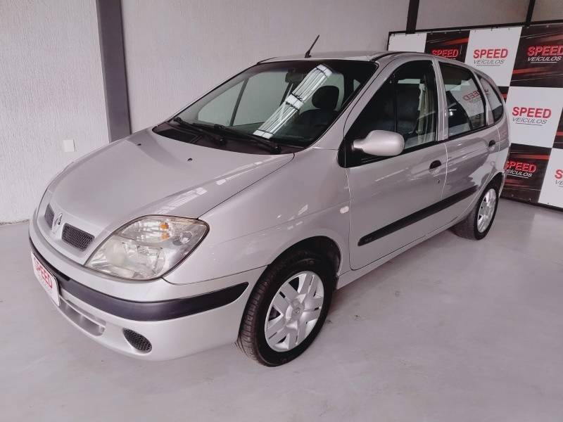 RENAULT - SCÉNIC - 2008/2009 - Prata - R$ 24.800,00