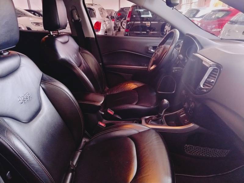 JEEP - COMPASS - 2019/2019 - Preta - R$ 98.500,00