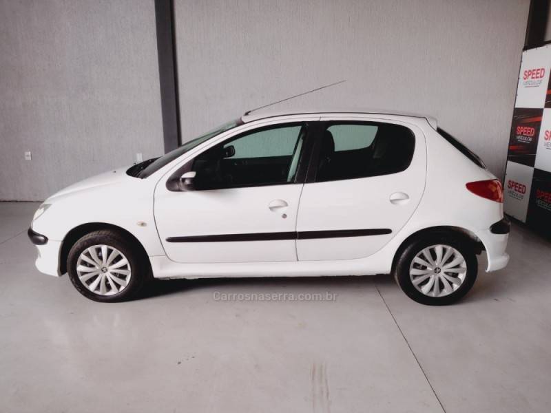 PEUGEOT - 206 - 2008/2008 - Branca - R$ 18.900,00