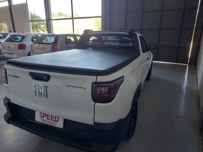 FIAT - STRADA - 2021/2022 - Branca - R$ 71.900,00