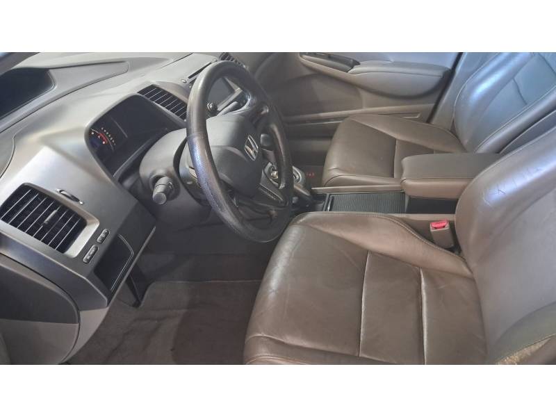 HONDA - CIVIC - 2006/2007 - Cinza - R$ 46.900,00