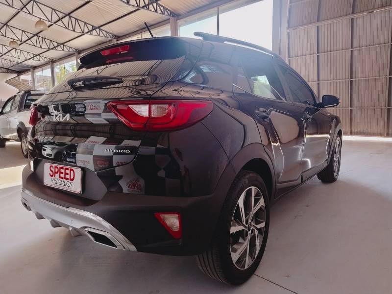 KIA MOTORS - STONIC - 2021/2022 - Preta - R$ 104.900,00