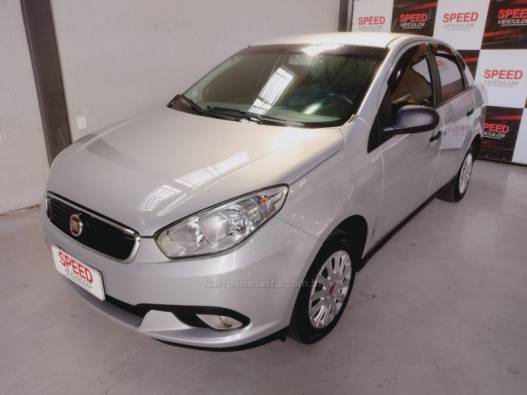 FIAT - GRAND SIENA - 2017/2018 - Prata - R$ 46.900,00