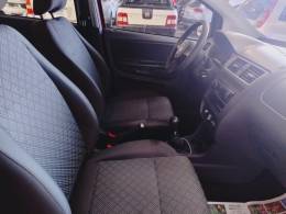 VOLKSWAGEN - FOX - 2014/2015 - Vermelha - R$ 44.900,00
