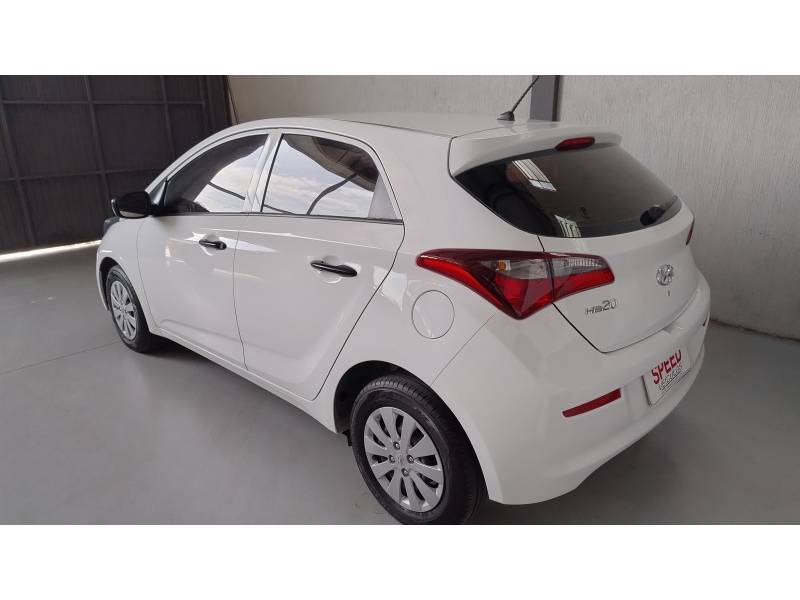 HYUNDAI - HB20 - 2018/2019 - Branca - R$ 56.900,00